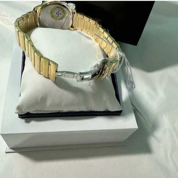 Movado Bold Gold Women's Watch - Picture 4 of 6